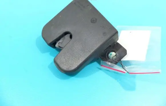 Volkswagen Caddy Rear door lock 2K0827506E IMPRK1212263