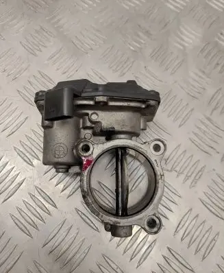 BMW 5 F10 F11 Throttle valve 10378517 7810752 06110562