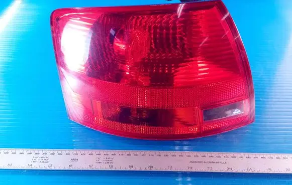 Audi A4 S4 B7 8E 8H Rear/tail lights 8E9945095E 484001