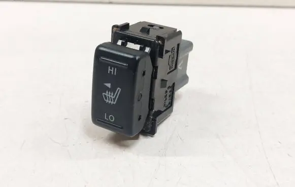 Nissan Murano Z51 Seat heating switch 8901B