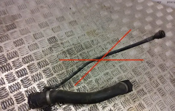 BMW X3 F25 Engine coolant pipe/hose 7646155 7601859