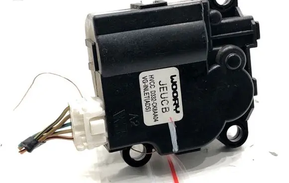Hyundai Santa Fe Air flap motor/actuator D332-CK8AA04