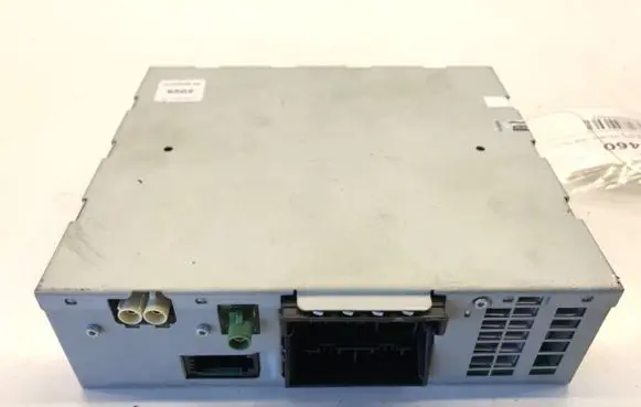 Volkswagen Touareg II Radio/CD/DVD/GPS head unit 4G0035082G