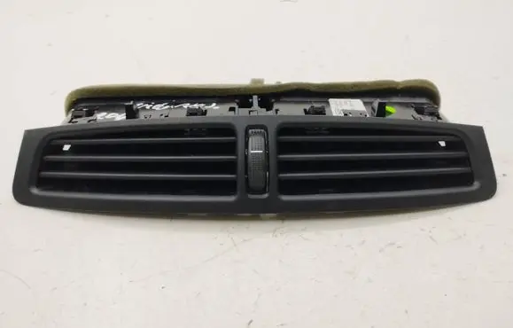 Ford C-MAX II Dash center air vent grill 1738289 AM51R01815ACW 07468