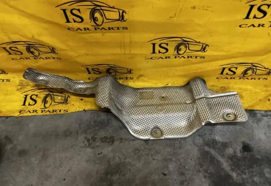 Porsche Macan (95B) Exhaust heat shield 100033551