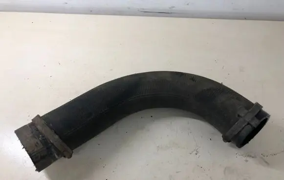 Intercooler hose/pipe