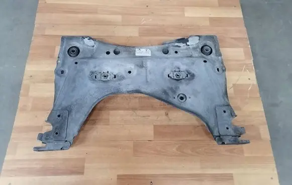 Renault Scenic II - Grand scenic II Front subframe 8200275525 8200181920 8200503491