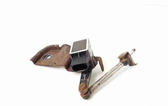 Mercedes-Benz CL C216 Air suspension front height level sensor A0105427717