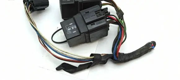 Jaguar XJ X308 Other relay LNA6706AA V23136A1X9 ES88A