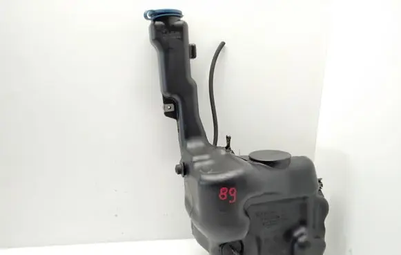 Mercedes-Benz C W204 Windshield washer fluid reservoir/tank A20486060 A2048690400 118690108