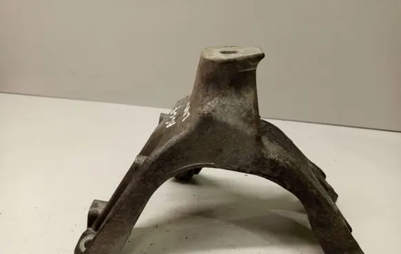 Audi A6 C7 Engine mounting bracket 8K0199308EE