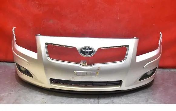 Toyota Avensis Verso Front bumper
