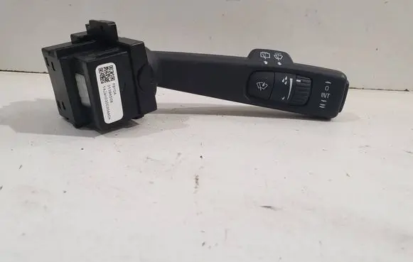 Volvo XC60 Wiper control stalk 31394008