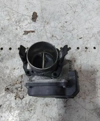 Volkswagen Eos Throttle valve 03C133062T 3004201240 A2C85016500