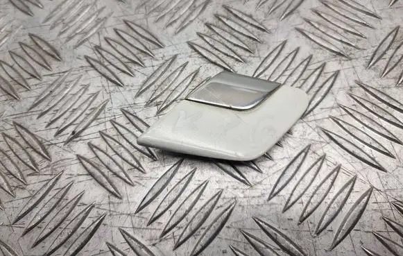 Volkswagen Phaeton Rear fender molding trim 3D0853981