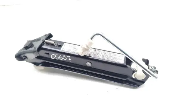 Mercedes-Benz C W203 Lift Jack A2035830715
