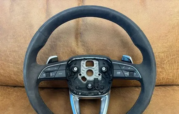 Audi Q8 Steering wheel