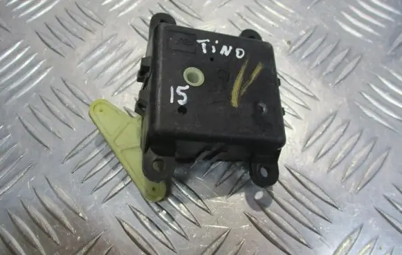 Nissan Almera Tino Central body control module 3G23030820