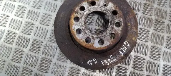 Volkswagen Golf V Rear brake disc