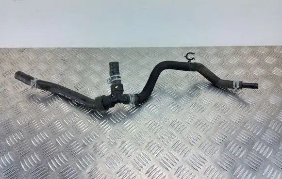 Ford Fusion II Engine coolant pipe/hose