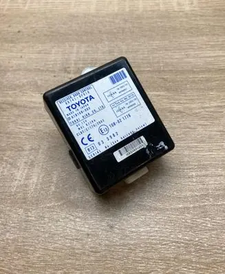 Toyota Corolla Verso AR10 Door central lock control unit/module 897410F010 61B168000