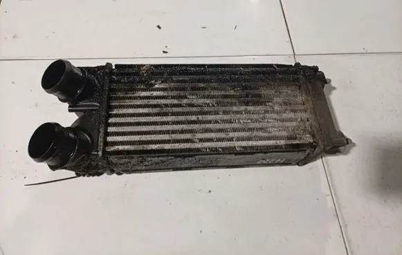 Citroen C4 Grand Picasso Intercooler radiator 9656503980