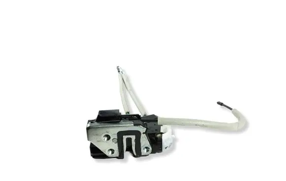 SsangYong Tivoli Front door lock 7121035020