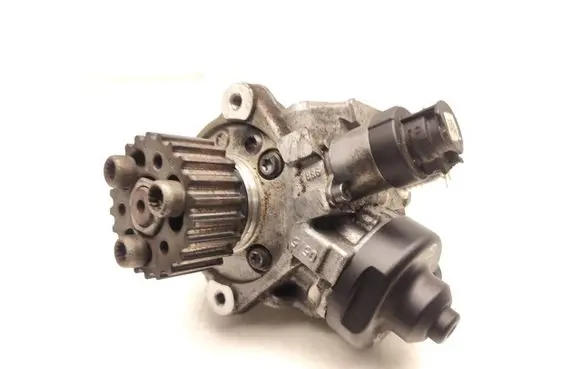 Audi A4 S4 B8 8K Fuel injection high pressure pump 03L130755AC 0445010529