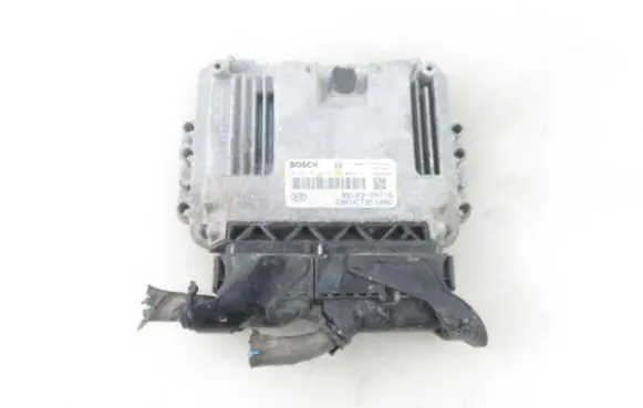 KIA Ceed Engine control unit/module 391032A716 0281015438