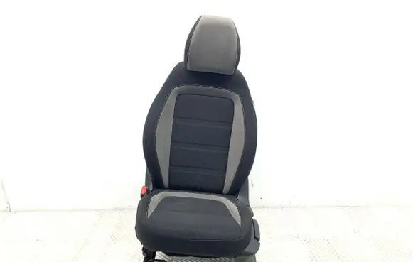 Fiat Tipo Front driver seat