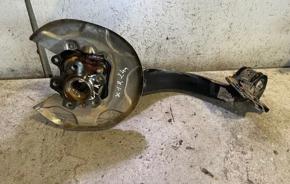 Rear wheel hub