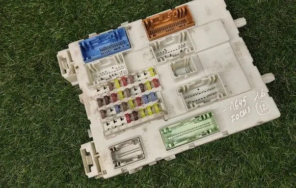 Ford C-MAX II Power management control unit BV6N14A073DT
