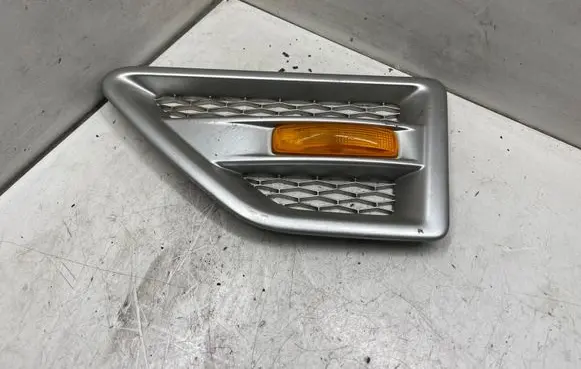 Land Rover Freelander 2 - LR2 Fender grill 6H52014K81BC