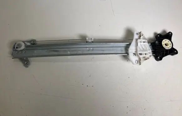 Subaru Outback (BT) Front window lifting mechanism without motor 