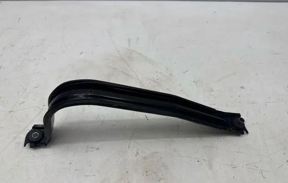 Porsche Cayenne (9Y0 9Y3) Fuel tank mounting bracket 4M4201391C