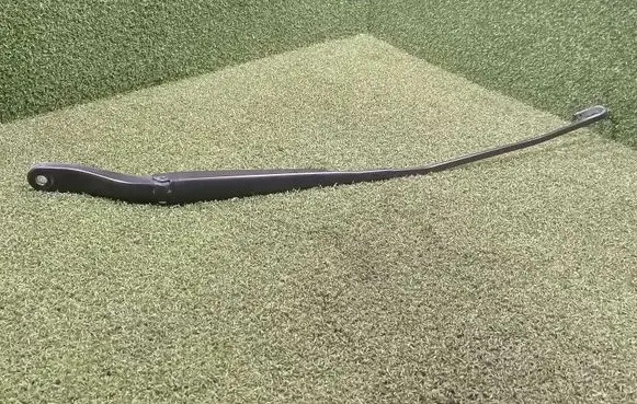 Renault Master III Front wiper blade arm 8200734778