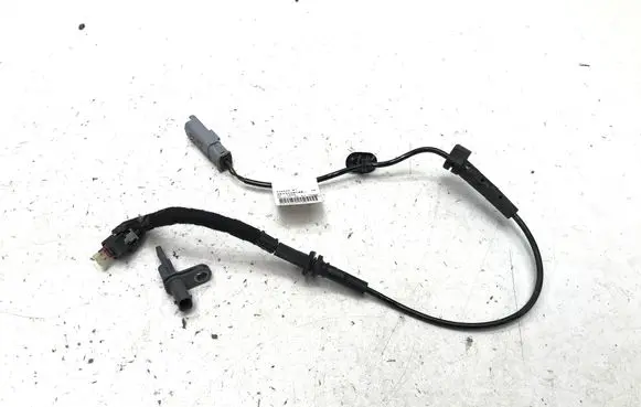 Peugeot 3008 III ABS wheel speed sensor 9838571680 9843520180