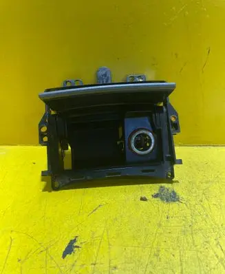 Seat Ibiza III (6L) Car ashtray