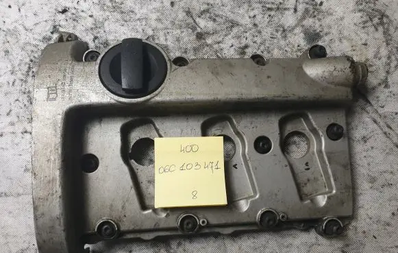 Audi A6 S6 C5 4B Rocker cam cover 06C103471