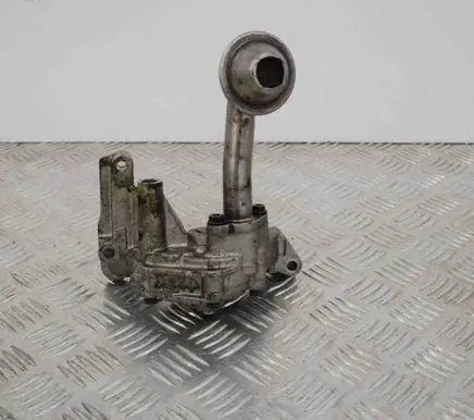 Audi A3 S3 8P Oil pump 038115105C