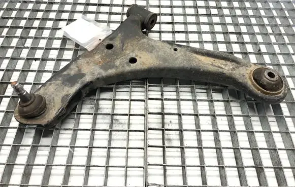 Suzuki Grand Vitara II Front control arm 