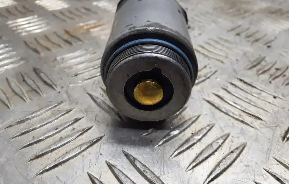 Infiniti Q70 Y51 Oil pressure sensor 