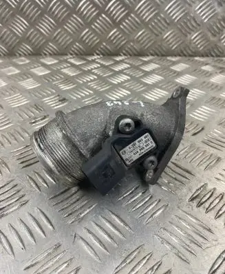 Audi A8 S8 D4 4H Intercooler hose/pipe 057145957Q