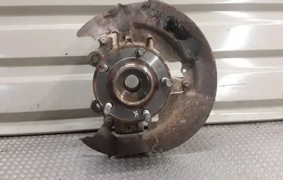 Volvo V50 Front wheel hub spindle knuckle