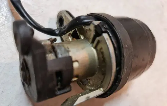 Audi 80 90 B3 Tailgate exterior lock 893862055