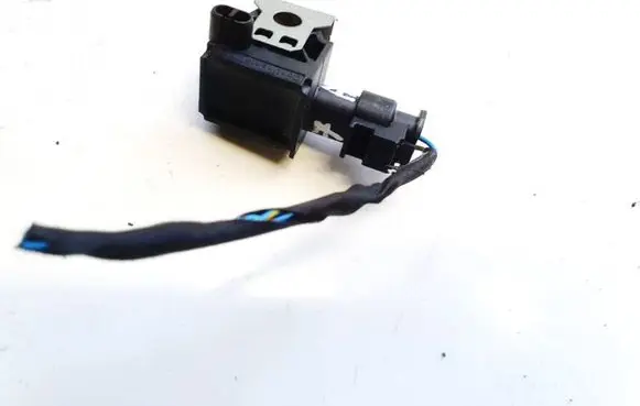 BMW 5 GT F07 Airbag deployment crash/impact sensor 6577922417704 65.779224177-04