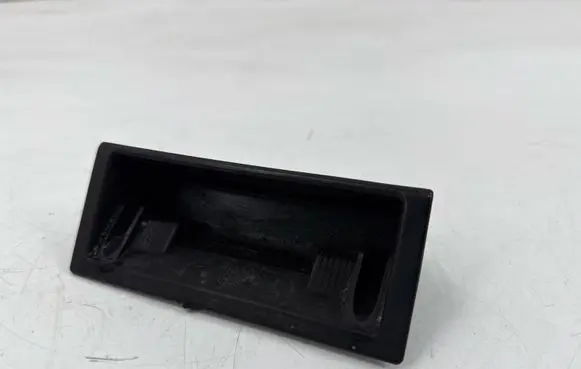 Car ashtray