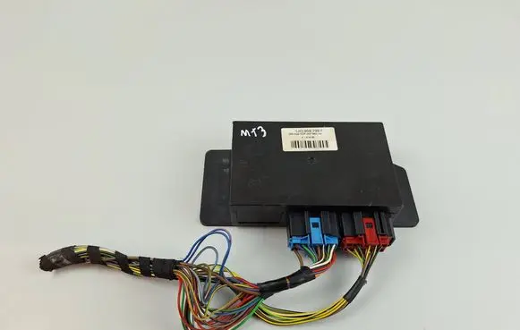 Volkswagen PASSAT B5 Comfort/convenience module 1J0959799F