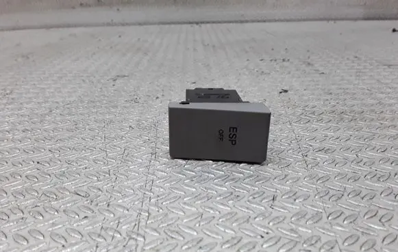 Traction control (ASR) switch