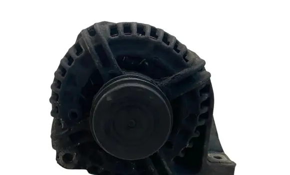 Volvo XC90 Generator/alternator 30667894 0124525060